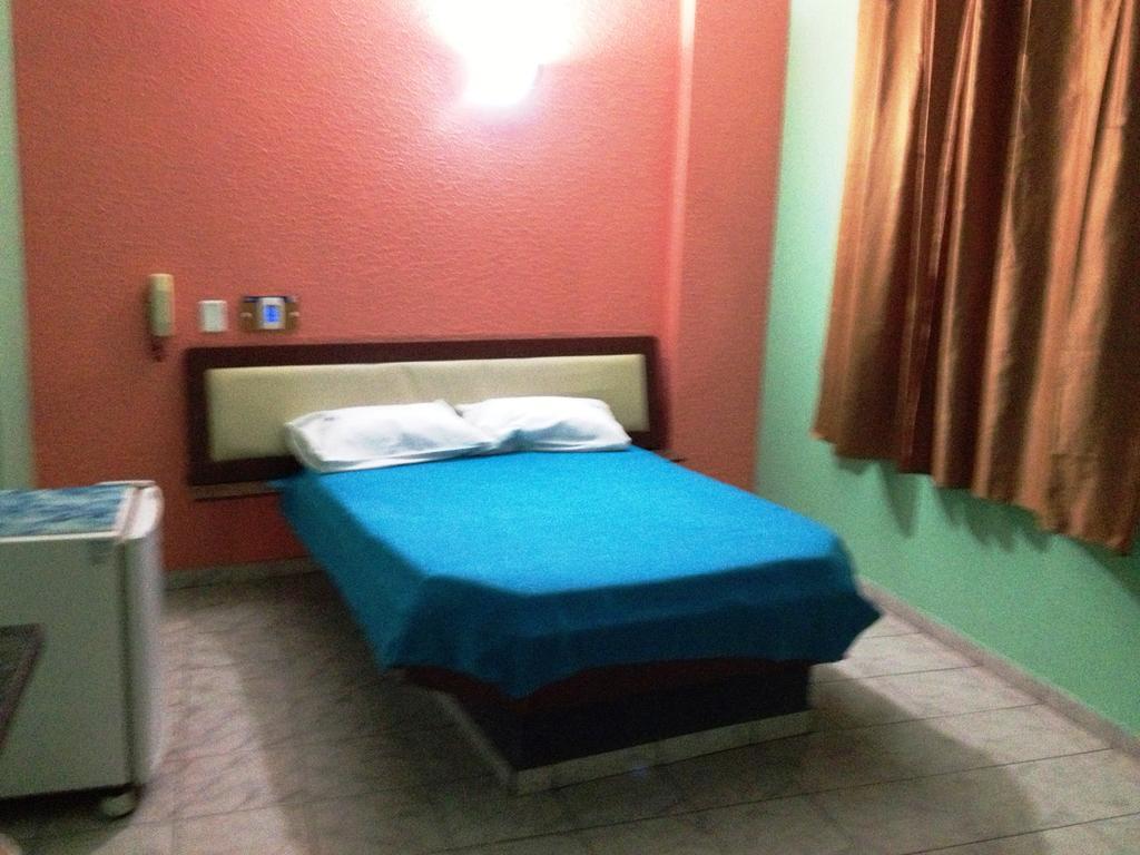Hotel Fenix Сальвадор Экстерьер фото