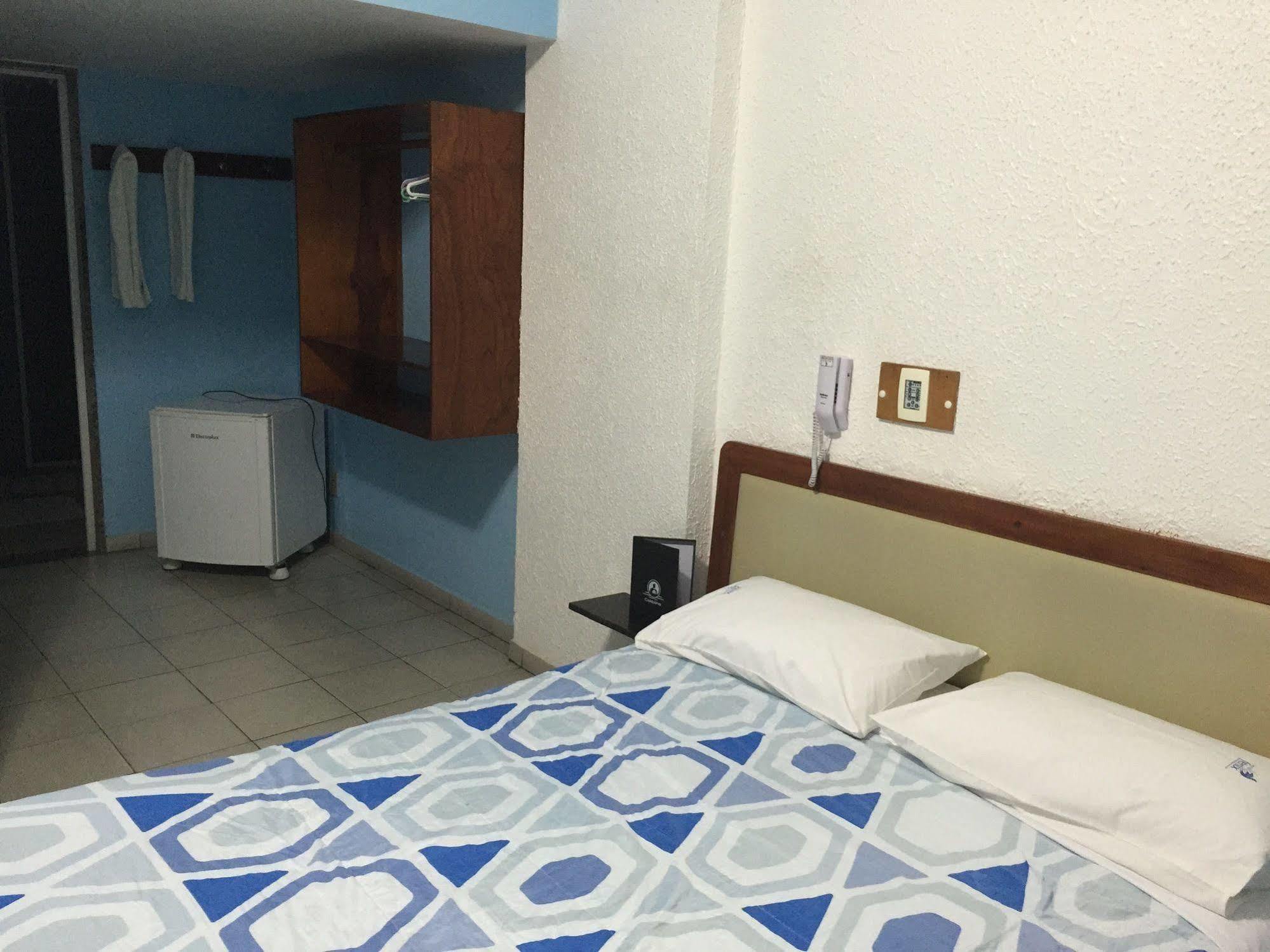 Hotel Fenix Сальвадор Экстерьер фото